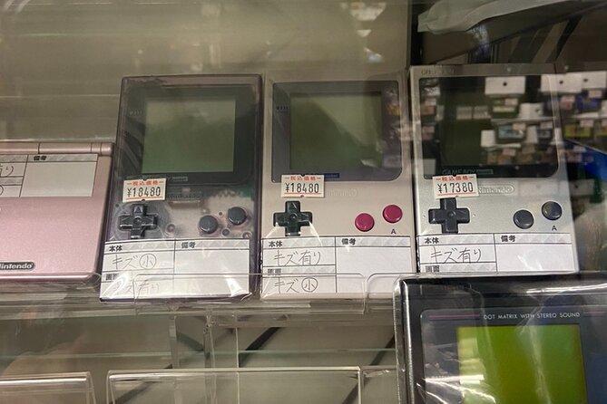 100% PRIVATE Anime, Manga, Game & Pop Culture Tour in Akihabara - Mandarake Complex: where manga and pop culture get serious
