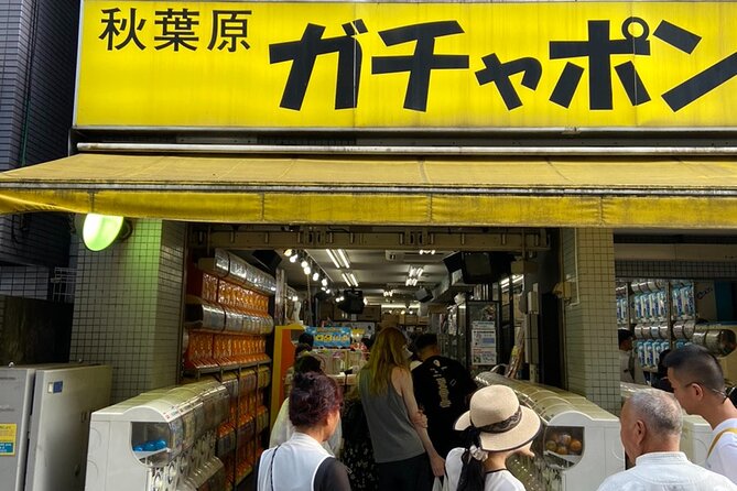 100% PRIVATE Anime, Manga, Game & Pop Culture Tour in Akihabara - Gachapon Hall: the shortest stop with the most laughs