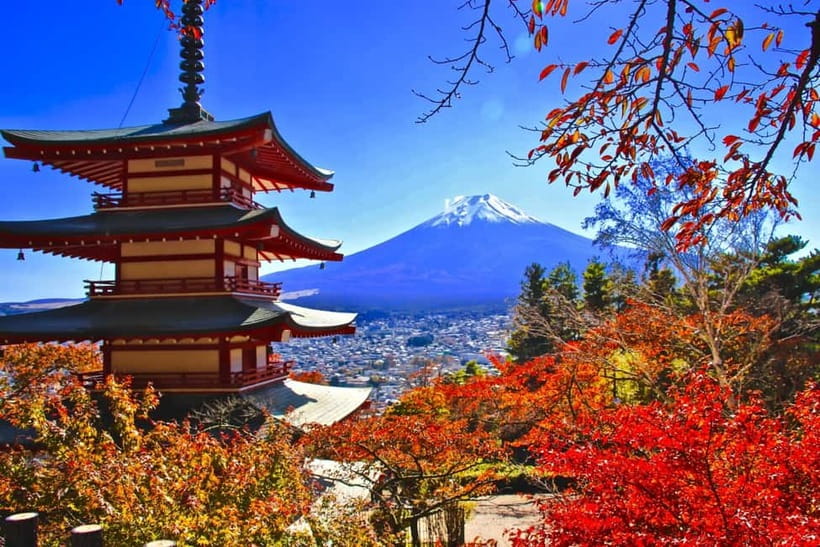 3-Row Luxury Bus Tour to Mt. Fuji, Lake Kawaguchi from Tokyo - Arakurayama Sengen Park: Where the Pagoda and Fuji Play Together