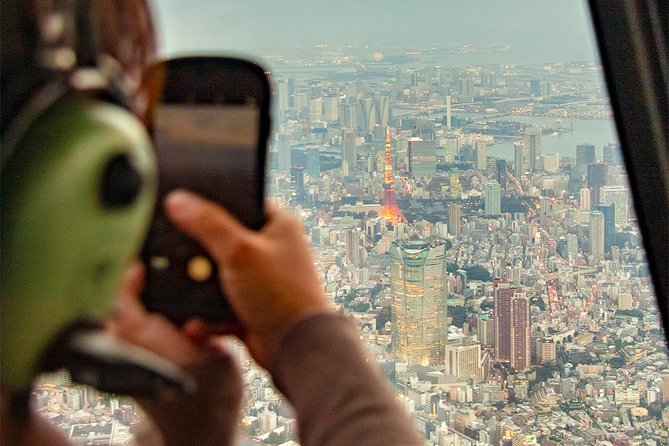 30-Min Tokyo Central Private Heli Tour– Asakusa, Skytree, Shibuya - Comfort and rules you should treat seriously: weight limits and who can fly