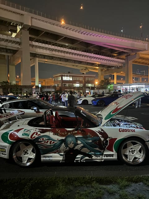 Daikoku cars meet experience by Porsche Macan - Stop 2: Daikoku PA car meet hour—where the cars steal the show