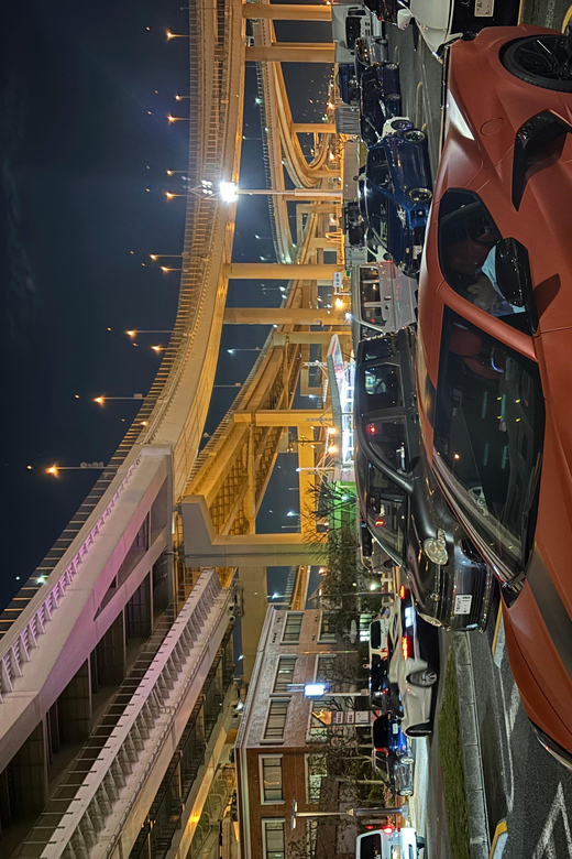 Daikoku cars meet experience by Porsche Macan - Stop 1: Super Autobacs Shinonome and the 30-minute shopping sprint