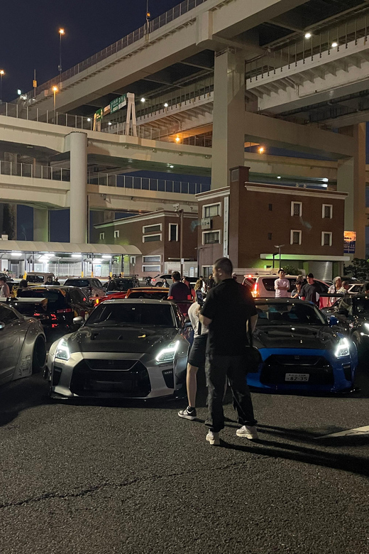 Daikoku Parking Area : JDM car meet tour by a local Japanese - Rainbow Bridge and Tokyo Tower passes: night views with a moving viewpoint