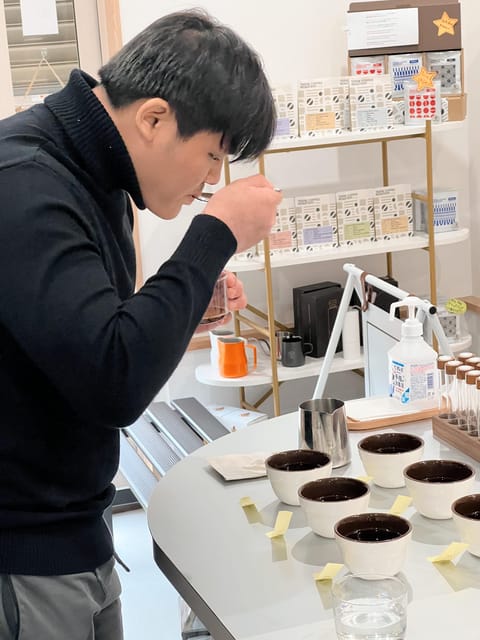 Discover Japanese Coffee Brewing Experience at Tokyo - Hand Drip Method: Water Temperature and Pour Control That Actually Matters