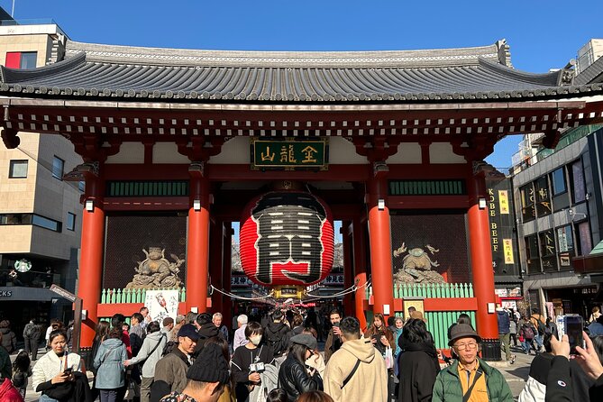 Discover the hidden gems of Tokyo:Private Tour with a Local Guide - Food stop options: sukiyaki at Imahan and Edomae-style soba