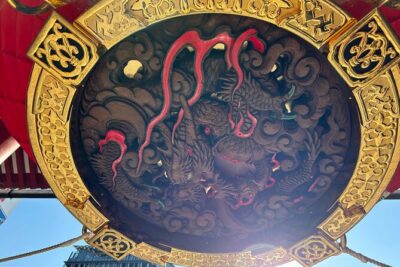 Discover the hidden gems of Tokyo:Private Tour with a Local Guide - Starting at Kaminari-mon: the easiest way to begin Asakusa