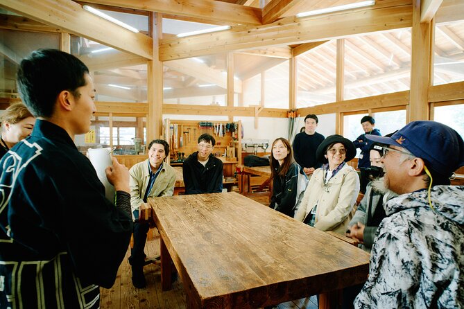 Ecotourism and Woodcraft with a Mountain Artist Near Tokyo - Log cutting workshop: what you’ll do and how it’s handled