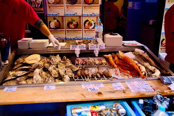 Fish Market & Tokyo Skyline Private Walking Tour - Tsukiji Fish Market: the seafood start that sets the tone