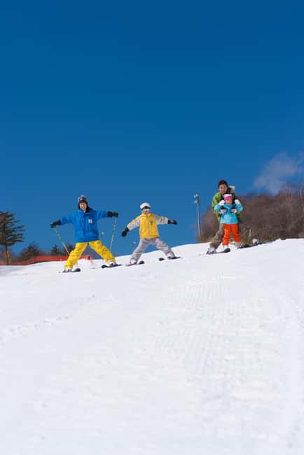 From Tokyo: Fujiyama Snow Resort Yeti Winter Ski Day Tour - Mt. Fuji views from Fujiyama Snow Resort: what to expect and what can change