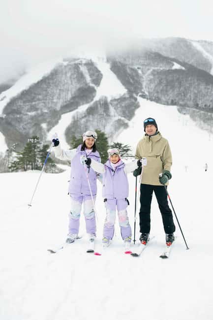 From Tokyo: Fujiyama Snow Resort Yeti Winter Ski Day Tour - The five hours on snow: what you can actually do in that time