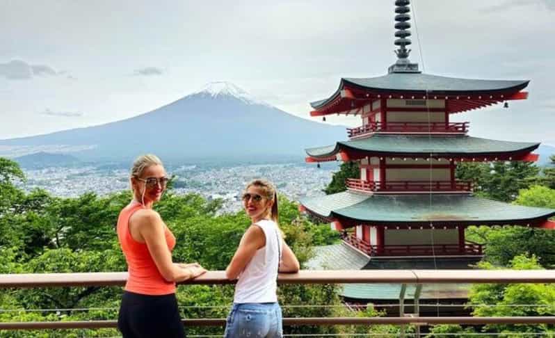 From Tokyo: Mount Fuji Private Day Tour With English Driver - Chureito Pagoda: the Fuji photo moment