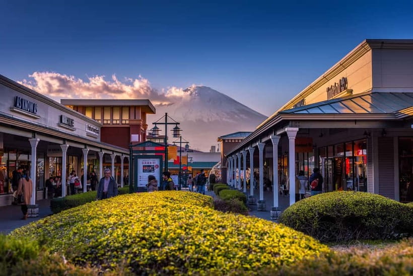 From Tokyo: Mt.Fuji, Tea Ceremony & Outlet Shopping Day Tour - Arakurayama Sengen Park: The Best View Stop, With a Climb and Limited Time