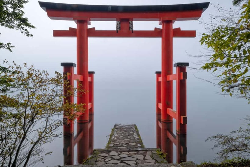 From Tokyo: Private Tour to Fuji/Hakone - Onsen, Art, Nature - Lake Ashi and Hakone Shrine: The Calm Part of the Day