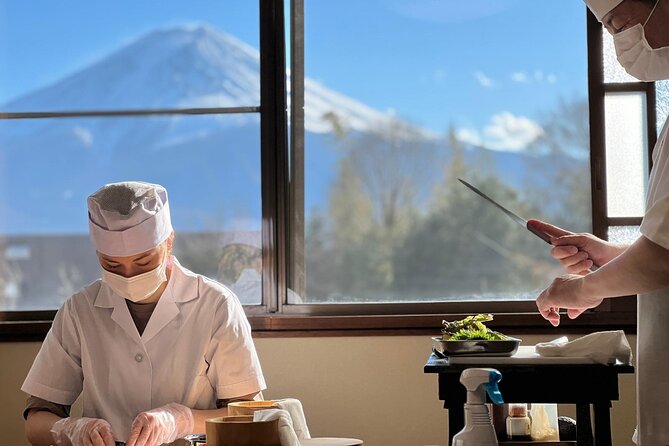 Fujisan Sushi Making Lesson - Why sushi-making near Kawaguchiko Station feels different