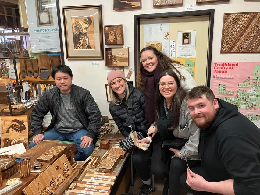 Hakone: Day Tour to View Mt Fuji & Wooden Culture Experience - Riding down: ropeway, cable car, and the steep Hakone Mountain Train