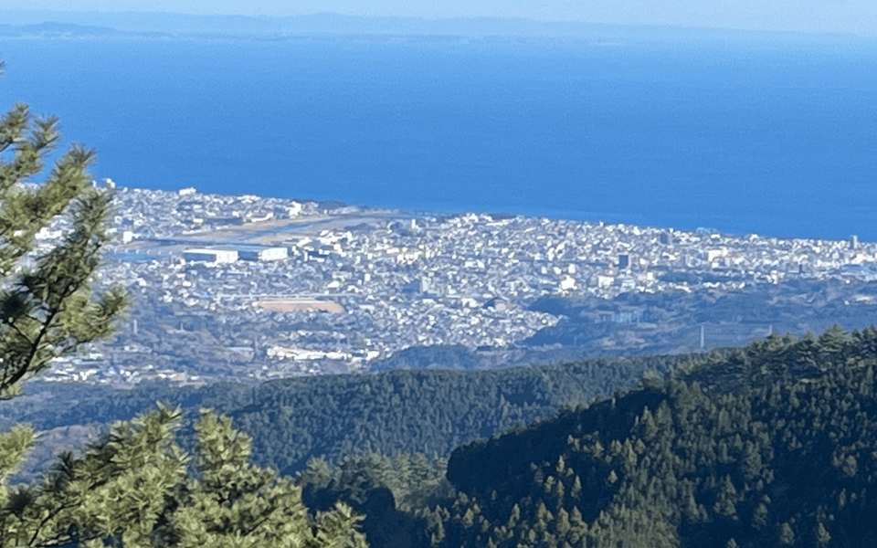 Hakone: Traverse the Hakone Caldera and Enjoy Onsen - Tattoos, Covers, and the Onsen Reality