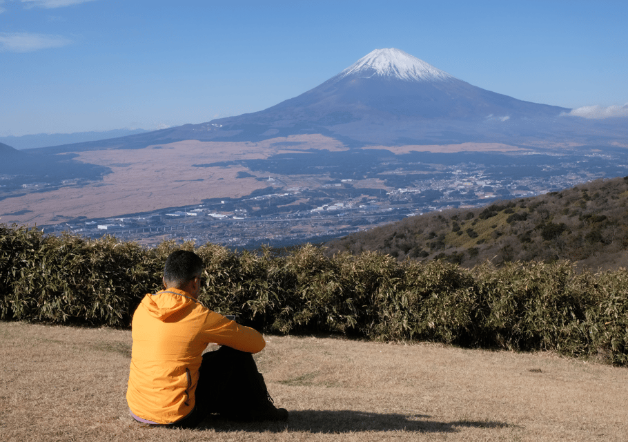 Hakone: Traverse the Hakone Caldera and Enjoy Onsen - Entering The Hakone Caldera From the Ridge (Not the Tourist Tram)