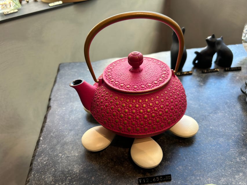 Hidden Tokyo: Explore Kitchen Street with a Local Guide - Asakusa Kappabashi: where kitchen gear becomes a cultural souvenir