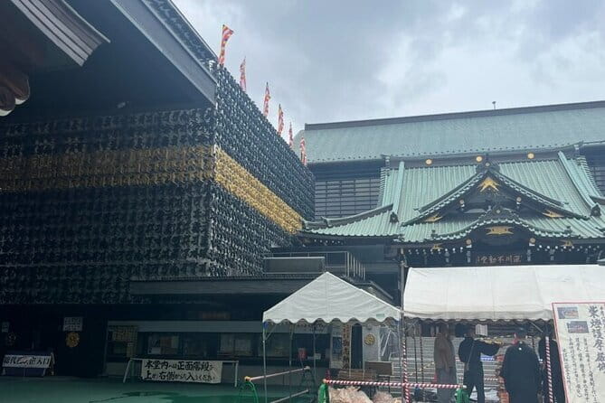 Highlight walking Tokyo tour with National Licensed guide - Tsukiji Jogai Market: The Market That Feels Like Tokyo
