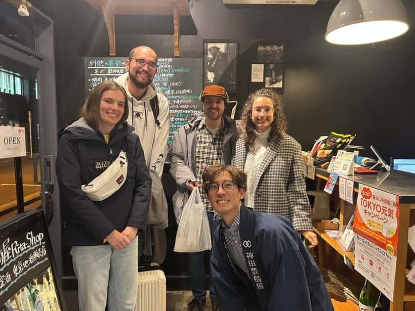 Historic Kanda Sake Tasting at Tokyo’s Oldest Shop (1596) - Your tasting session: seven pours, small cups, and what to compare