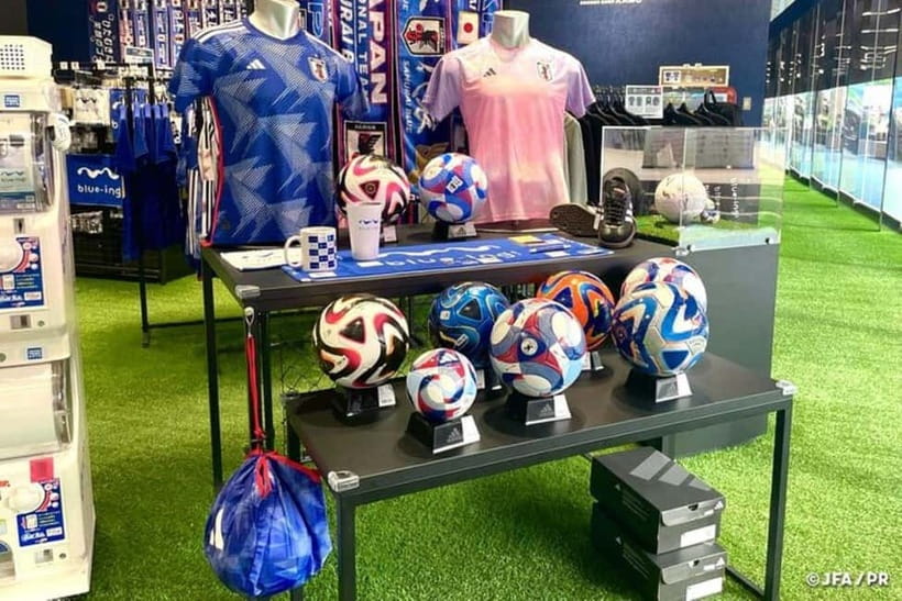 Japan Football Association museum tour at 「blue-ing!」 - Inside the Japan Football Association museum at Blue-ing!