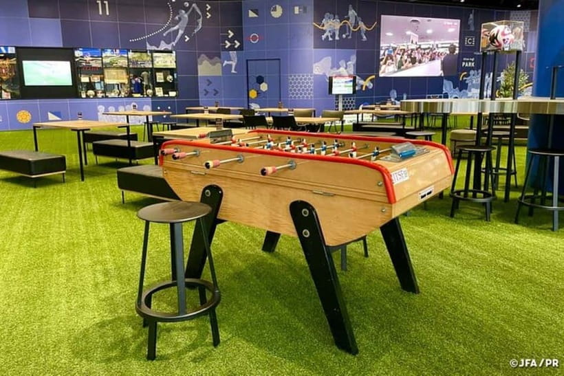 Japan Football Association museum tour at 「blue-ing!」 - Artificial turf and the pitch-like feeling
