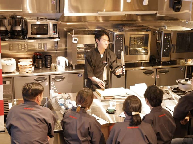 Japanese Knife Skills & Tuna Don/Sushi Workshop in Tokyo - Cook Your Own Tuna Zuke-Don or Sushi Set: From Cutting to Cooking