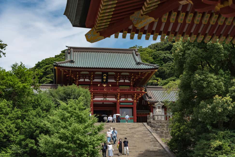 Kamakura: A Journey Through Medieval Japan - Engaku-ji Temple: Zen That Explains Japan’s Politics and Art