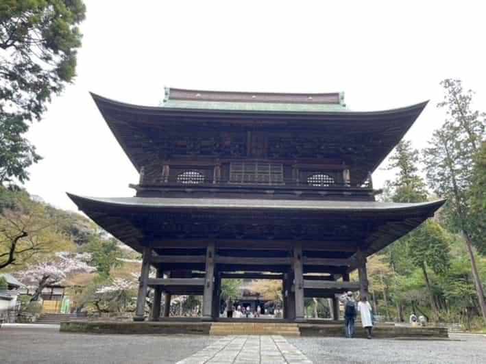 Kamakura; First Samurai Capital walking tour - Engaku-ji: Sanmon Gate to the 135-Step Bell