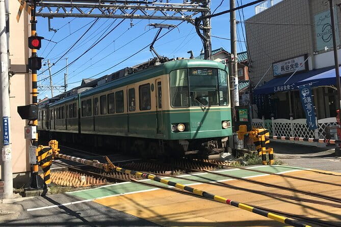 Kamakura Heritage Bike or Walk Tour with ex-Rickshaw guide - Why this Kamakura tour feels different than a checklist