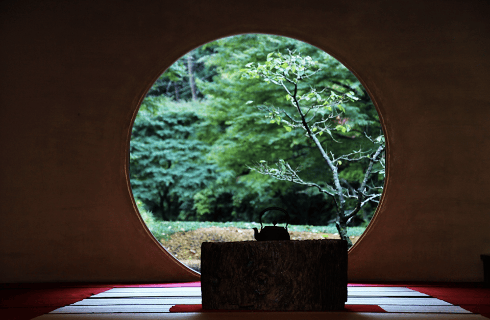 Kamakura Private Custom Tour with Local Guide - Tsurugaoka Hachimangu Shrine: samurai-era energy without the museum tone