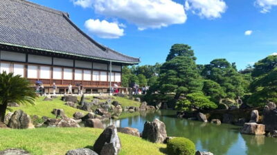 Kyoto: Nijo Castle World Heritage Guided Tour with Admission - Meeting Outside Nijōjō-mae Station and getting oriented fast