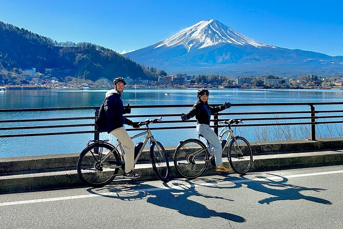 Lake Kawaguchi Explorer: E-Bike Guided Tour - Meeting at Kawaguchiko Station: Easy Start, Clear Plan