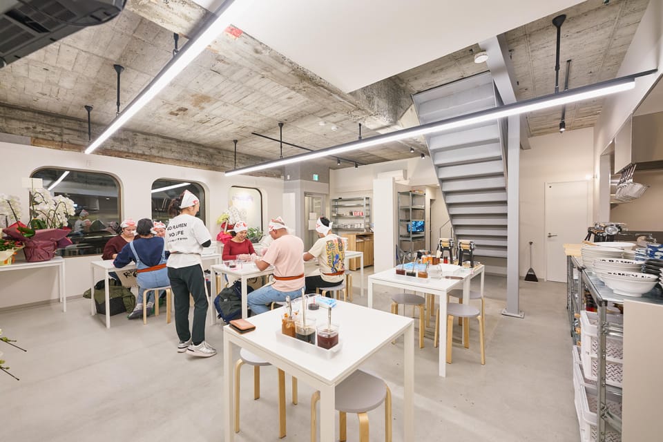 Lake Kawaguchiko: Ramen Cooking Class with Souvenir - The best moment: eating your ramen while it’s still yours