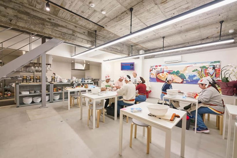 Lake Kawaguchiko: Ramen Cooking Class with Souvenir - Souvenir payoff: pick from four options
