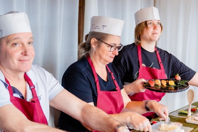 Little EDO Sushi Making workshop in Kawagoe - Where you meet: Musubi-ya and the old-shop vibe