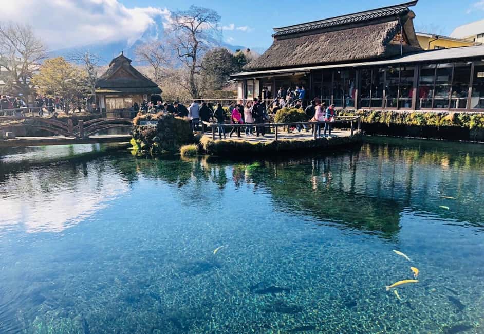 Mount Fuji 1-Day Trip: the Hottest Photography Tour - Lake Kawaguchi: the Lawson break and its unexpected photo value