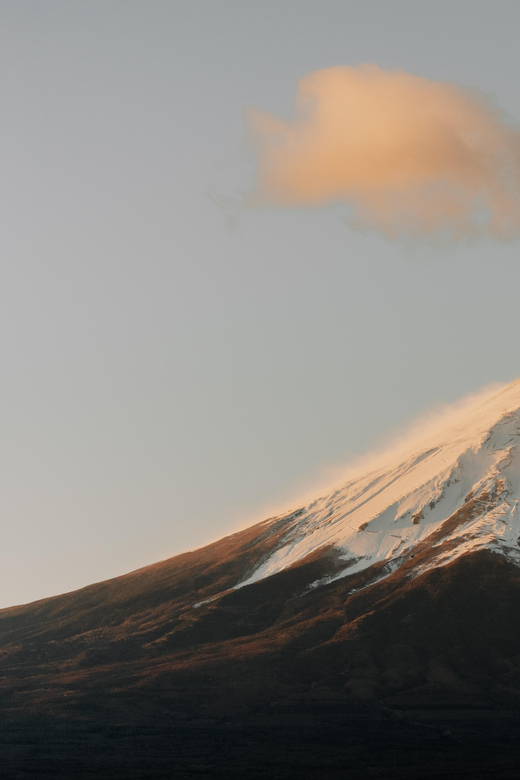 Mount Fuji,Lake Kawaguchiko Private Tour By Car With Pick Up - Kitaguchi-hongu Fuji Sengen Shrine and Saiko Iyashi-no-Sato Nenba: spirituality plus a time-travel feel