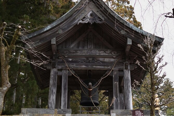 Mt. Fuji and Hakone Private Tour with English Speaking Driver - Oishi Park: a shorter walk with big payoff