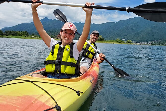 Mt Fuji Area: In-depth Guided Adventure in English or French - Stop 1: Lake Kawaguchiko kayaking with on-water Mt Fuji ecology