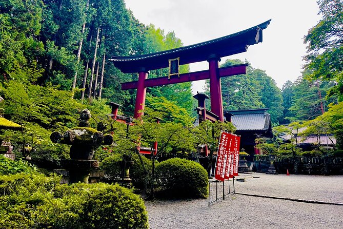 Mt. Fuji & Hakone Cherry Blossom private One Day Tour - Oshino Hakkai: Fuji-fed spring ponds you can actually taste