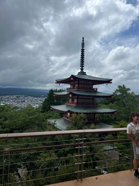 MT.Fuji: Mount Fuji Private day Tour With Guide - Kitaguchi-hongu Fuji Sengen Shrine: Giant Torii, Ancient Cedars, and Calm Shade
