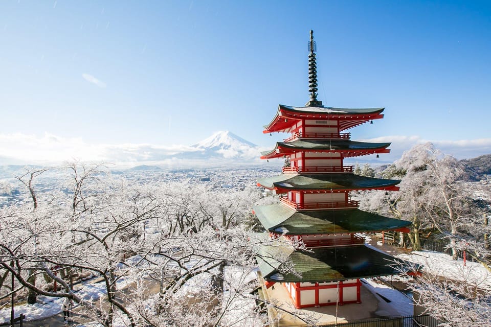 MT.Fuji: Mount Fuji Private day Tour With Guide - Fuji Subaru Line 5th Station and Komitake Shrine: The Closest Road-Access to the Peak