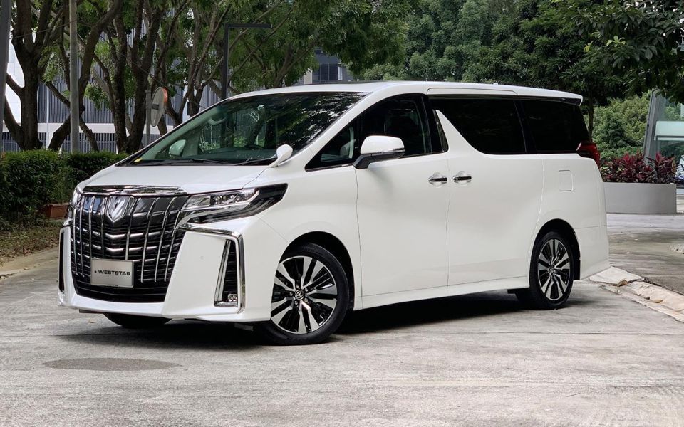 Mt Fuji : Private 10-Hour Luxury Tour by Exclusive Car - Why a private Alphard day trip makes Fuji feel doable