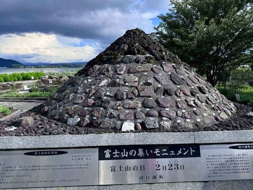 Mt. Fuji Private Tour With Hotel Pick Up From Tokyo - Oshino Hakkai: spring ponds, old-style village atmosphere