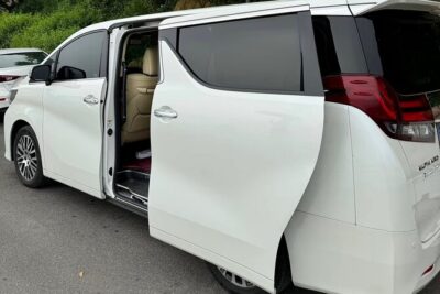 Narita Airport(NRT): Private Transfer to Tokyo/Yokohama 1-9pax - Flight Tracking and Waiting Windows That Save Your Day