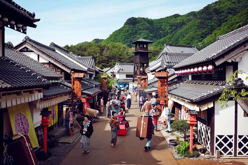 Nikko in Style: Luxury private Day Tour with English guide - Toshogu Shrine: where the details are the whole story