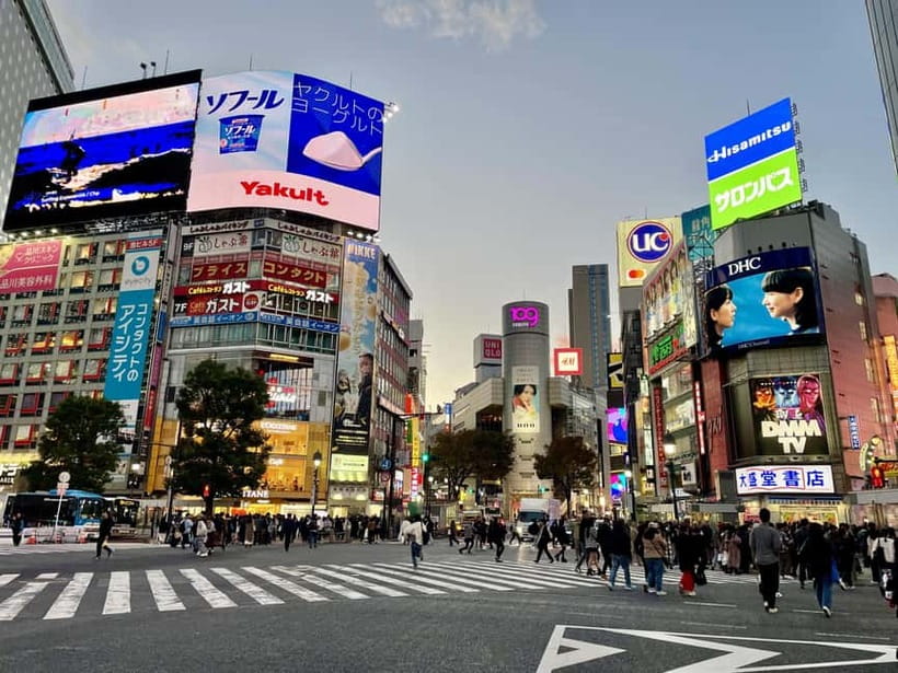 Perfect Start for your Japan Trip - Private Tour in Tokyo - The Shibuya build-up: Miyashita Park coffee before the big crossing