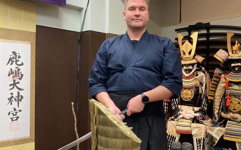 Samurai sword cutting experience - After the cuts: teacher performance, questions, and a commemorative photo