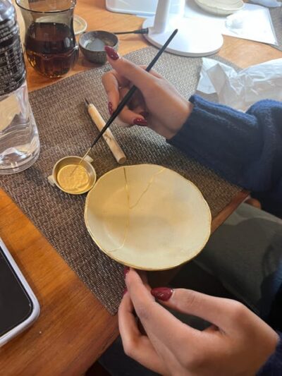 Shibuya Tokyo: Modern Kintsugi Workshop in Shibuya - Your Two-Hour Flow: Matcha, Picking a Piece, Repair Steps